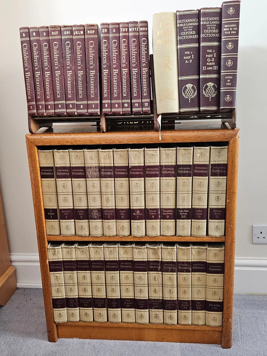 Encyclopaedias - Image 3