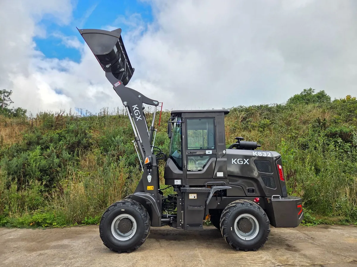 NEW KGX K832 Loading Shovel Front Wheeled Loader! - Image 3