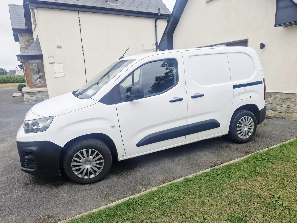 Citroen Berlingo 2021 - Image 1