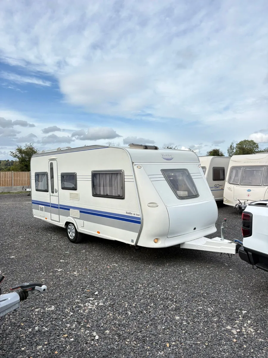 Hobby 6 Berth Fixed Bunkbed Caravan - Image 2