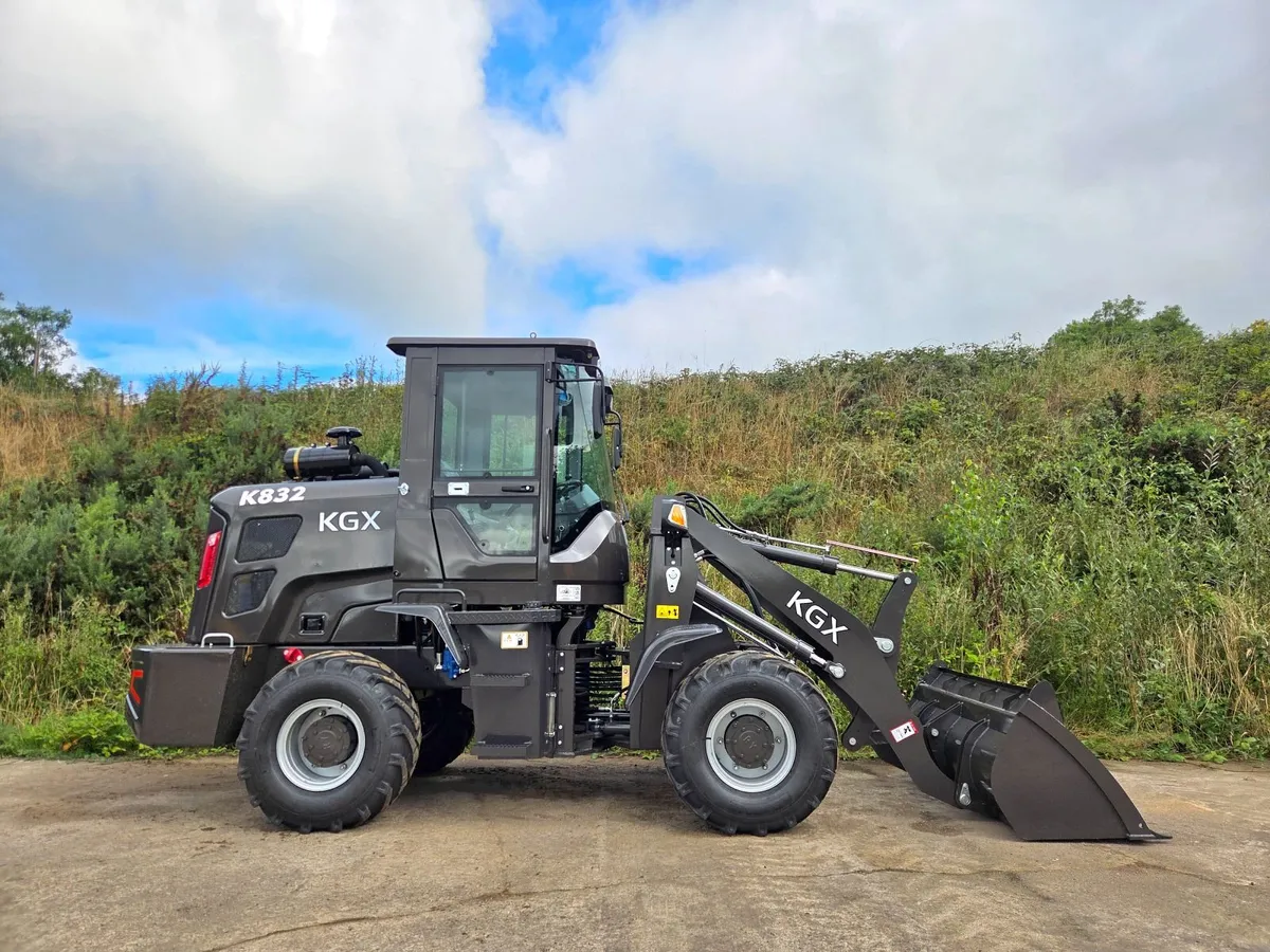 NEW KGX K832 Loading Shovel Front Wheeled Loader! - Image 4