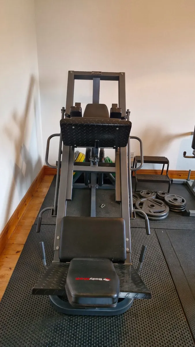 Heavy duty home gym - Image 2