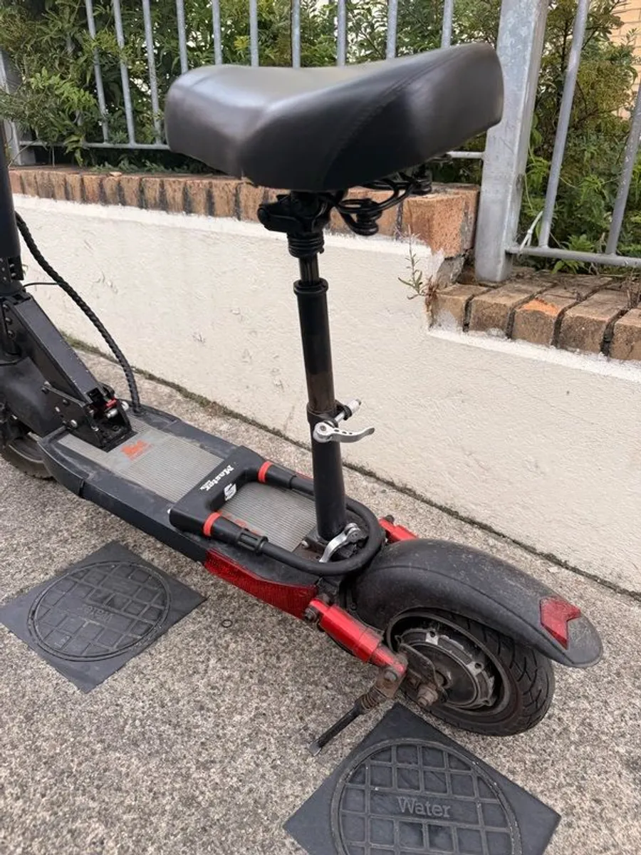 electric scooter - Image 3