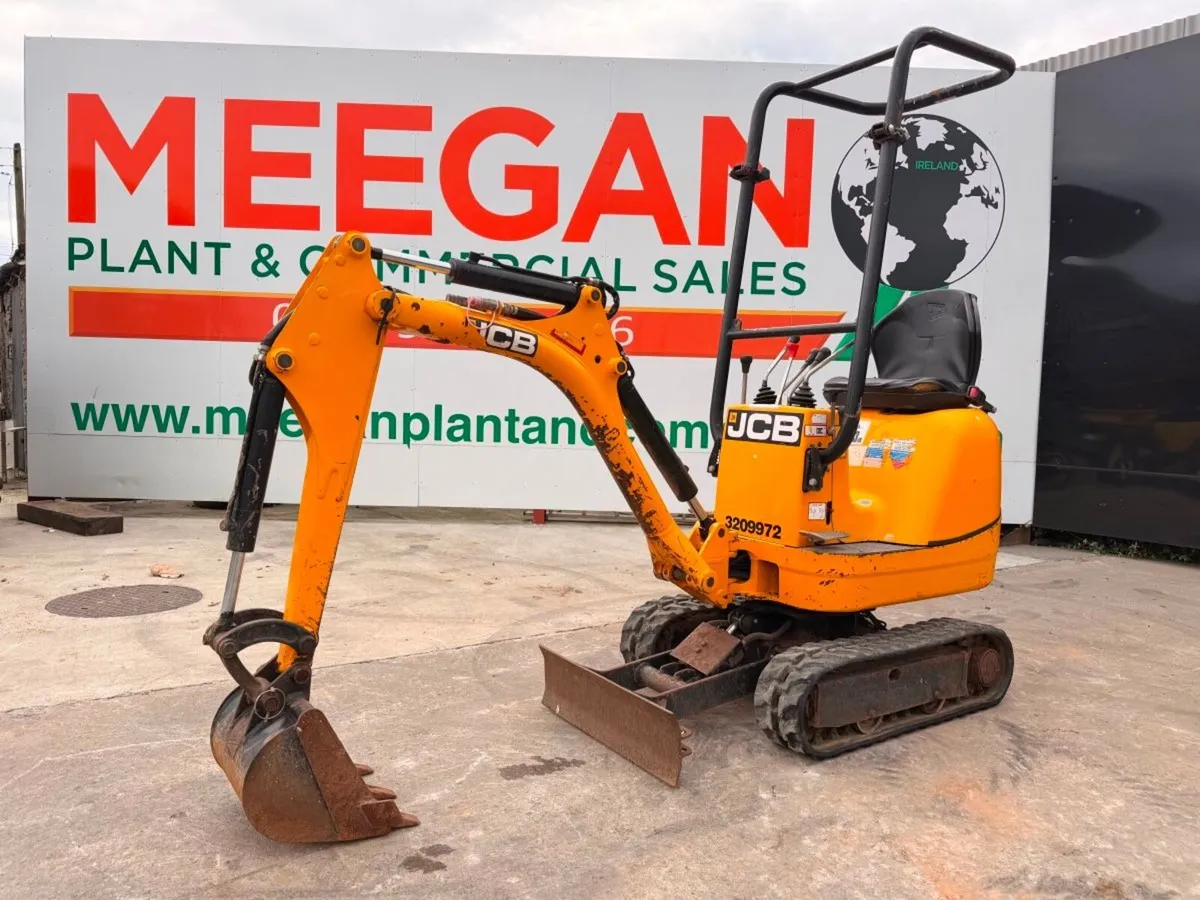 2022 JCB micro mini digger....641 hours ....1952 - Image 3