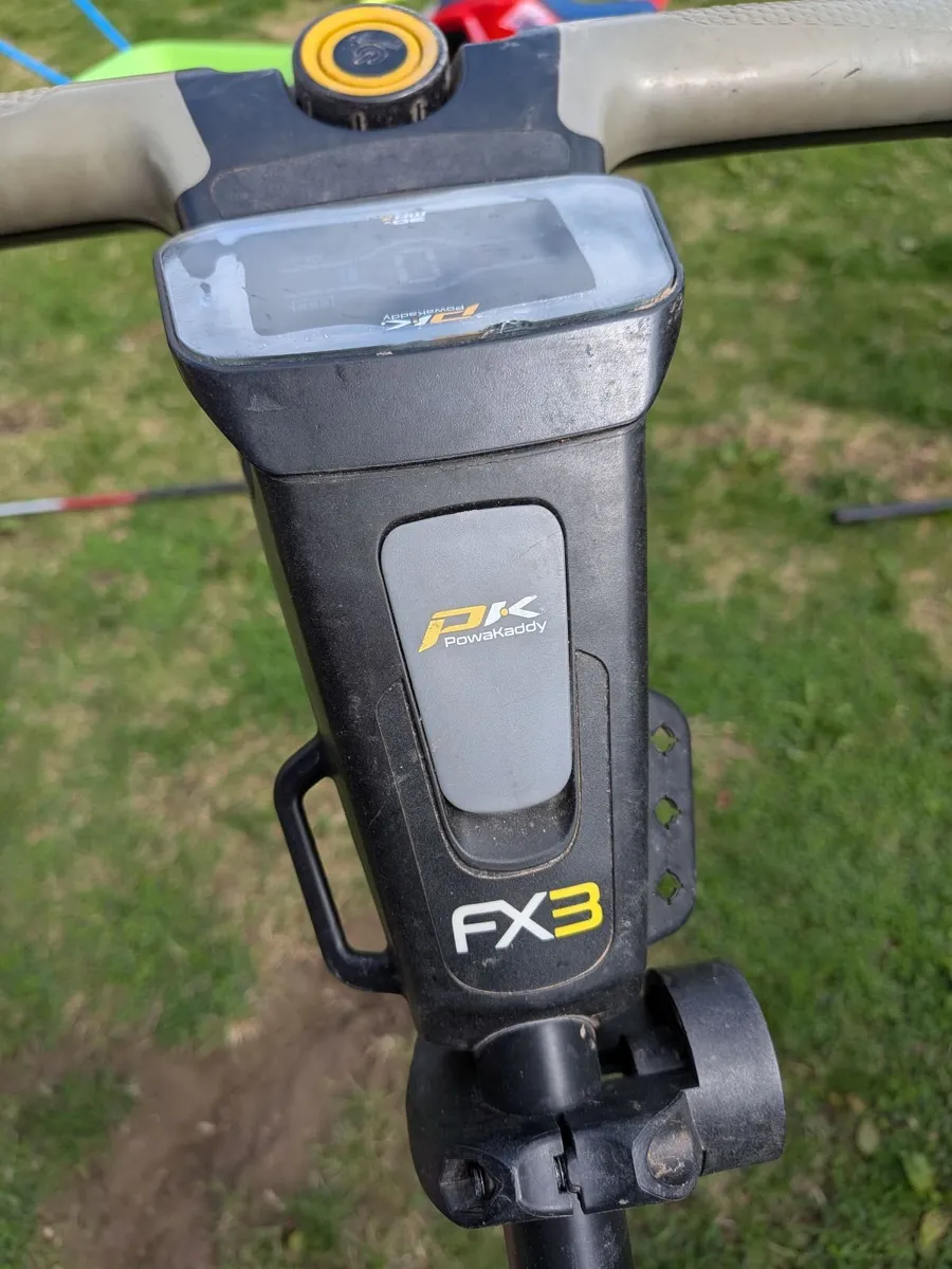 Powakaddy FX3 Electric golf buggy 36 hole Battery - Image 4