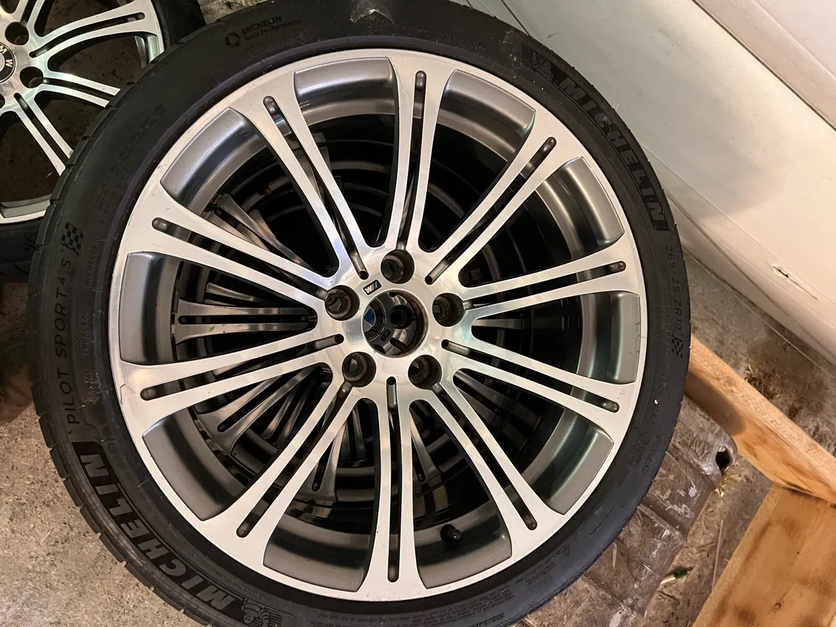 E92 m3 style 220m 19” wheels - Image 3