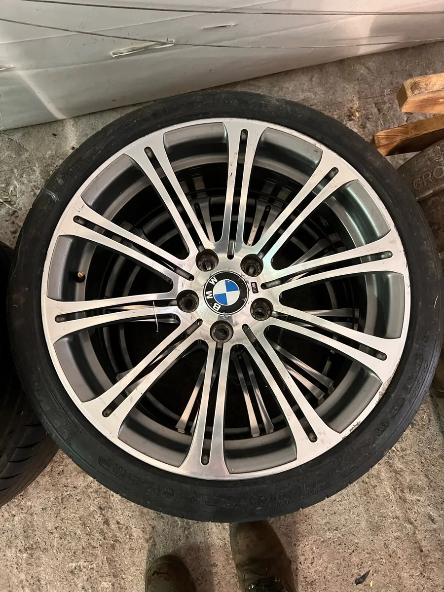 E92 m3 style 220m 19” wheels - Image 4