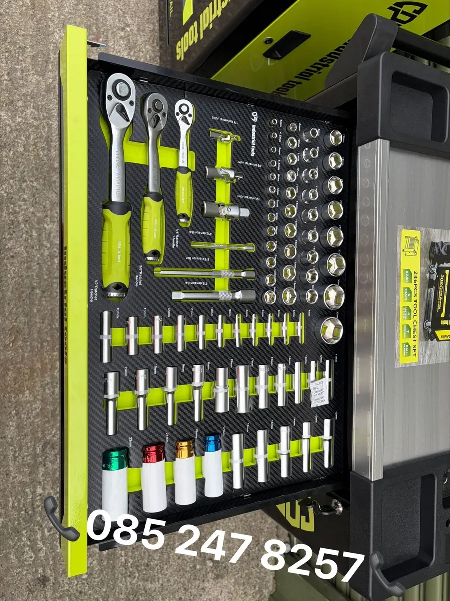 Brand New 7 Drawer Tool Chest Full Of Tools - Image 3