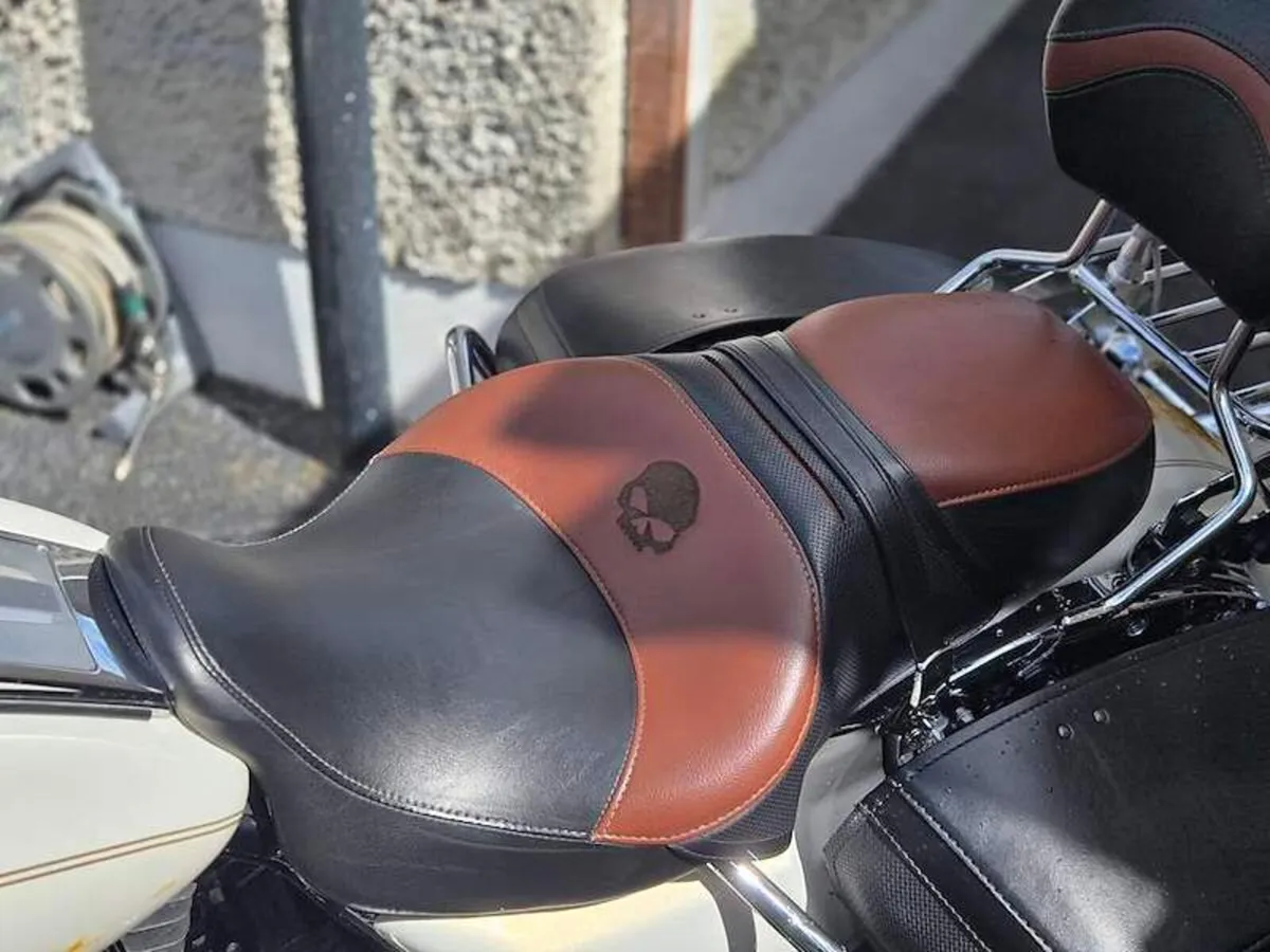 HARLEY DAVIDSON Other 2015 - Image 2