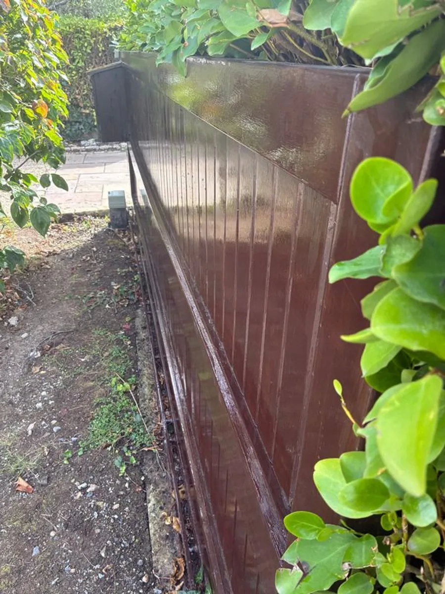 Solid Wooden Driveway Gate with letterbox 3.5m x 1.2m - Image 2