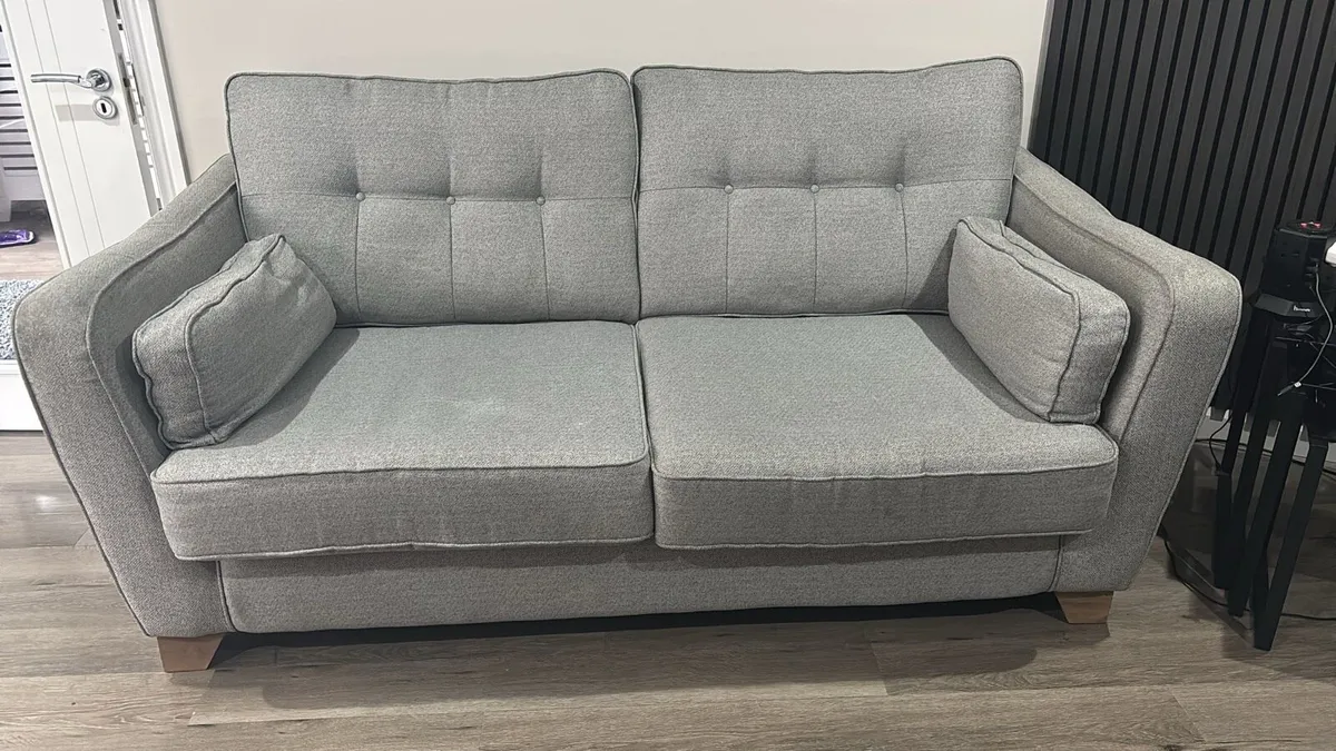 3/2 sofa - Image 3