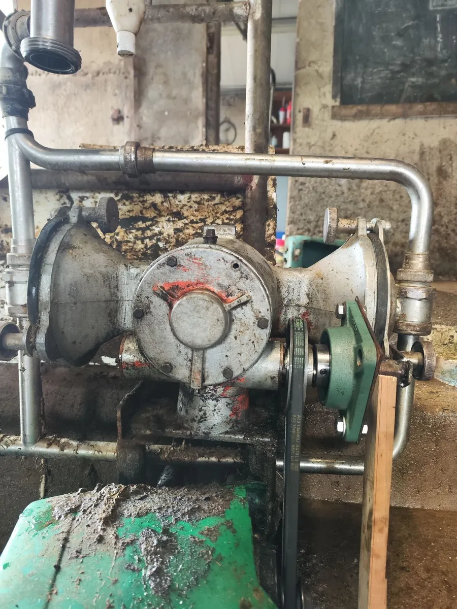 Double diaghrapm milk pump - Image 3