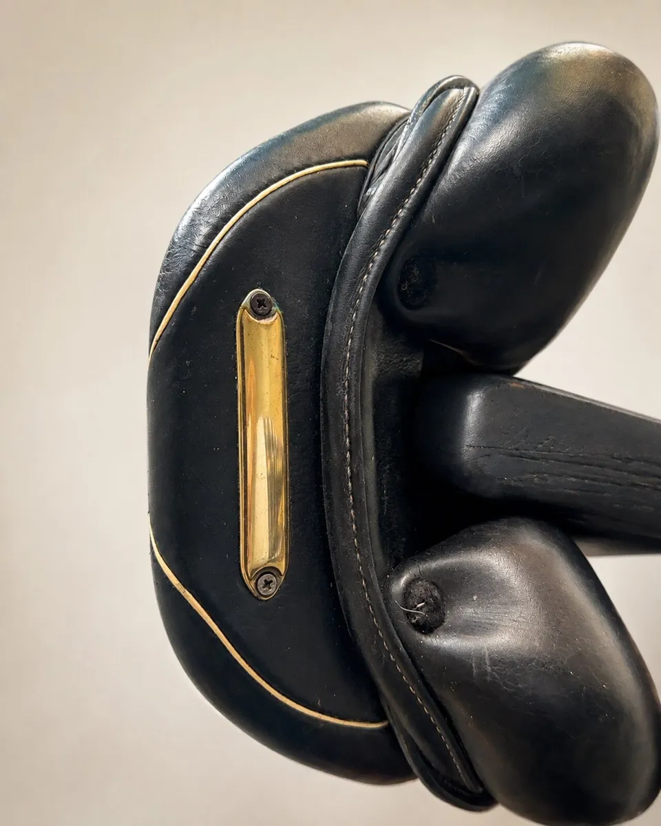 Prestige Versailles Saddle - Image 3