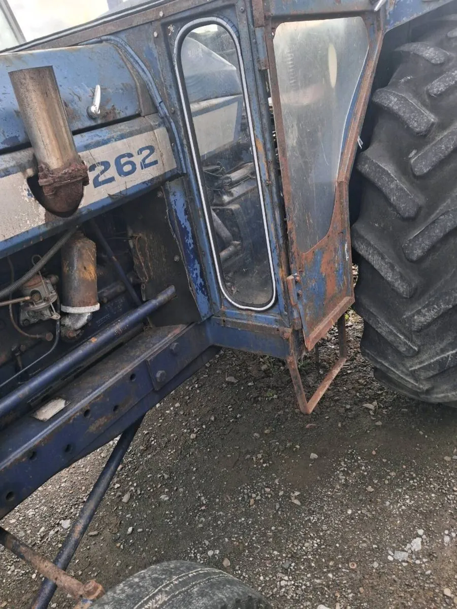 Tractor - Image 2