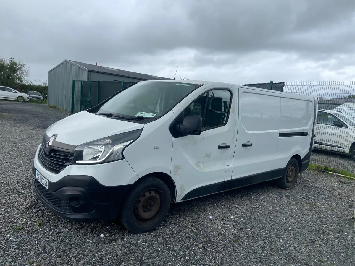 152 Renault traffic chain broken - Image 2