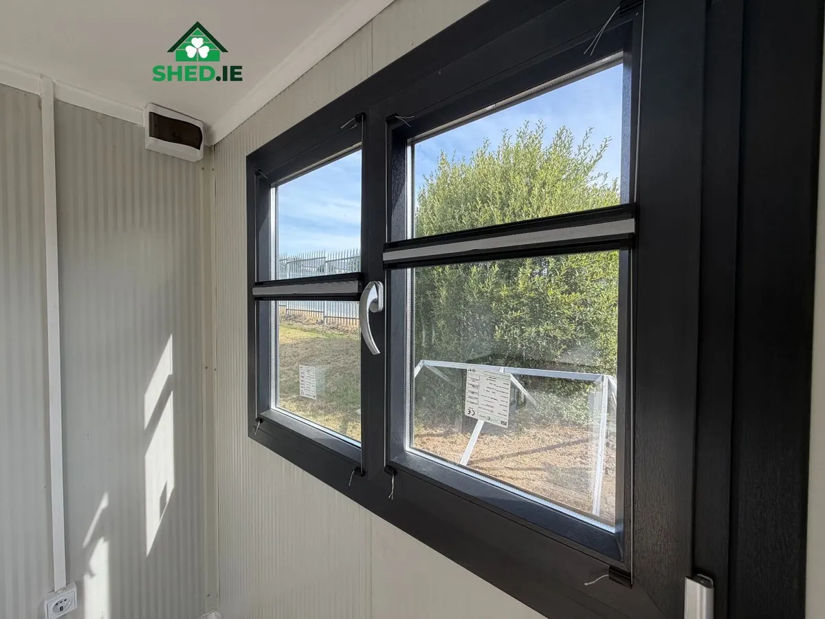 Garden Room with Toilet & Kitchenette–2200 × 3900 - Image 4