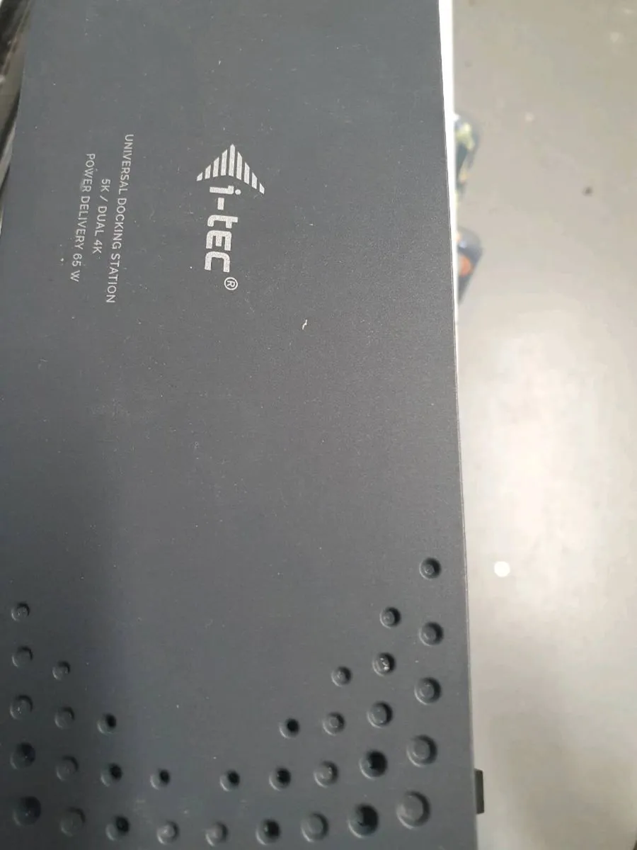 Docking stations - Image 2