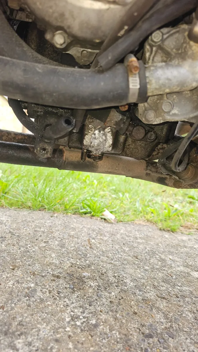 Honda vfr800 2001 - Image 2