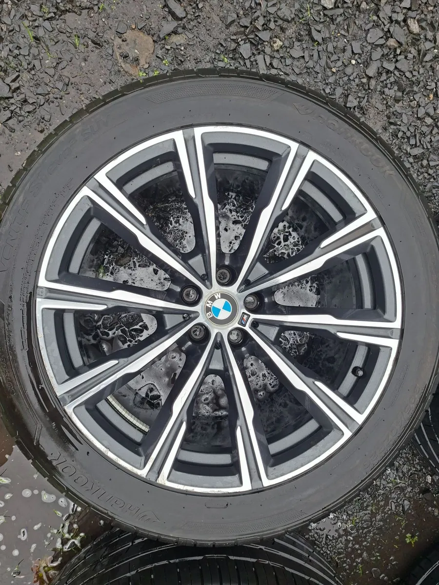 20" Genuine Bmw X5 G05 M Sport Alloys with tyres - Image 4
