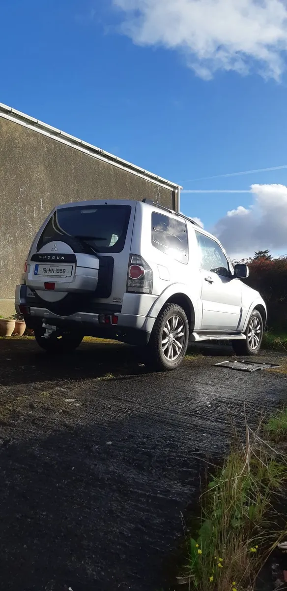 Mitsubishi Pajero 2013 SWB 3.2 Commercial - Image 3