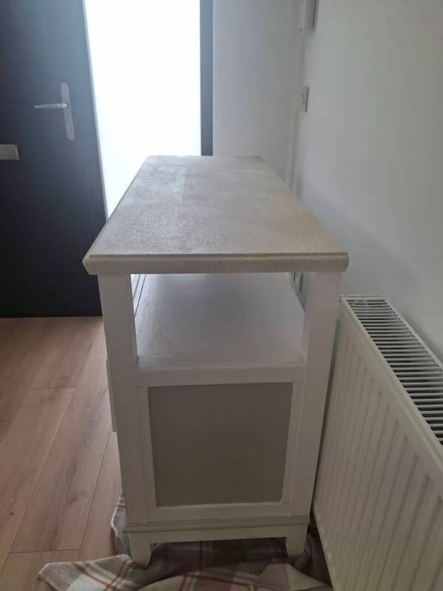Solid oak upcycled TV cabinet - Image 2