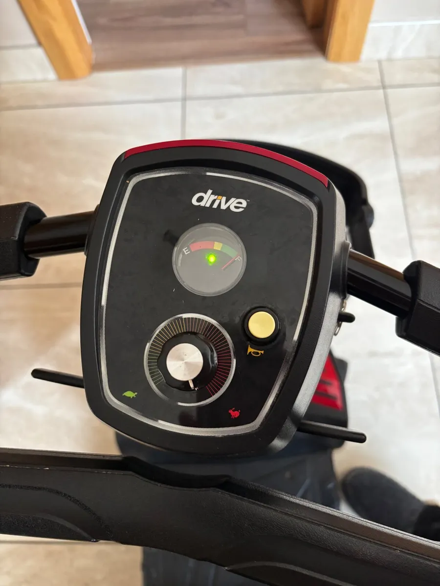 Mobility scooter - Image 1