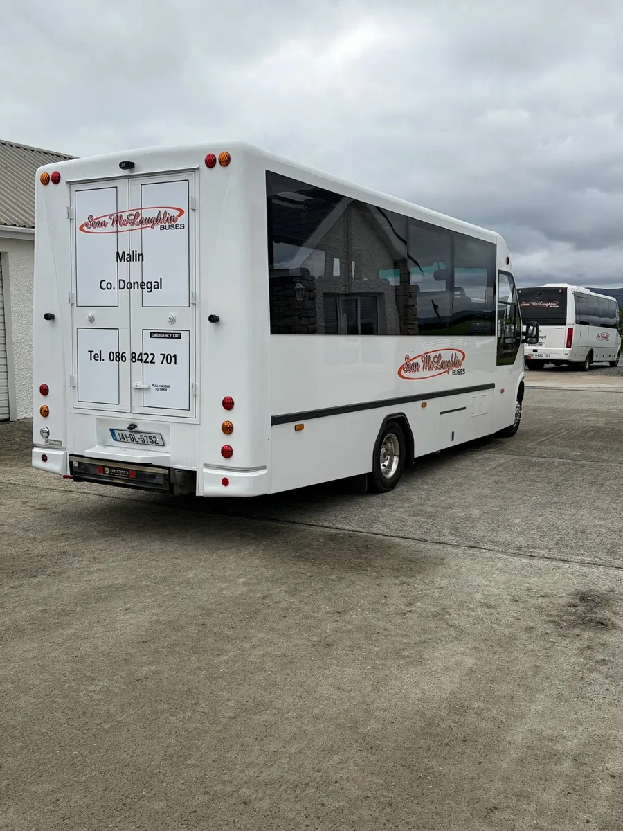 Iveco Daily 29seater plus driver - Image 3