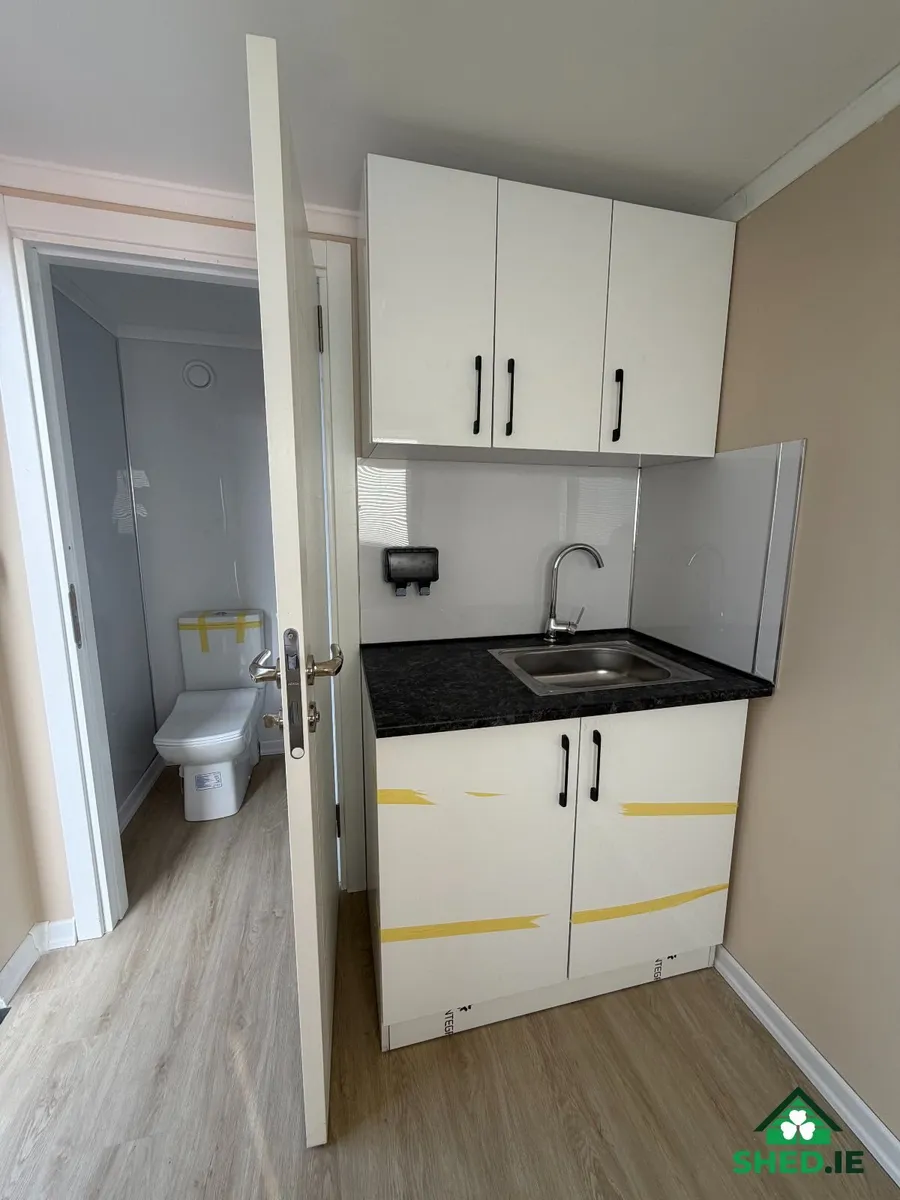 Garden Room with Toilet & Kitchenette–2200 × 3900 - Image 3