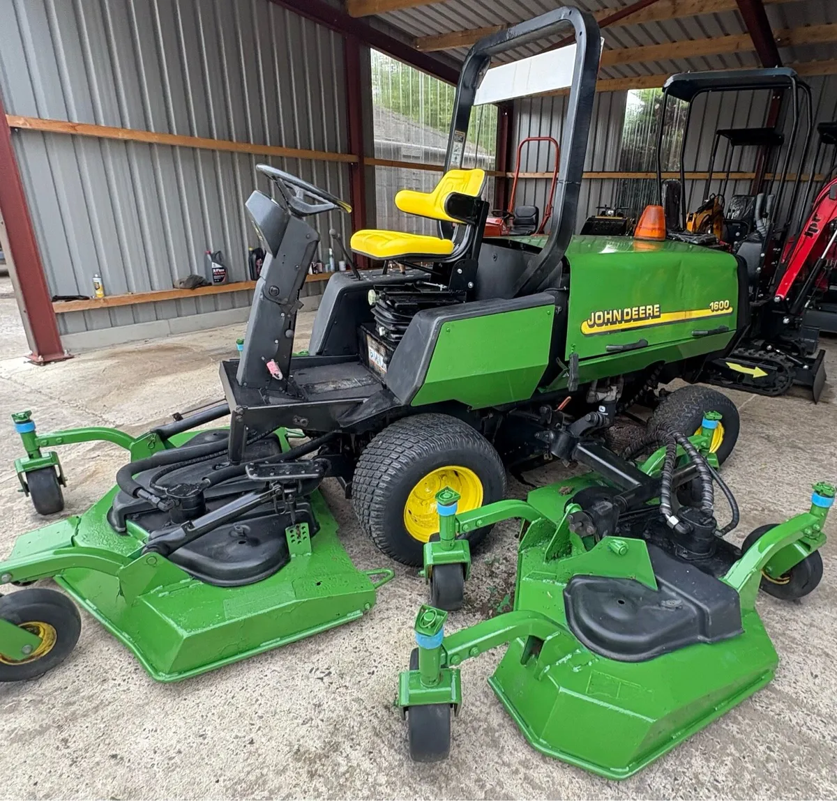 John Deere Batwing Diesel Mower - Image 2