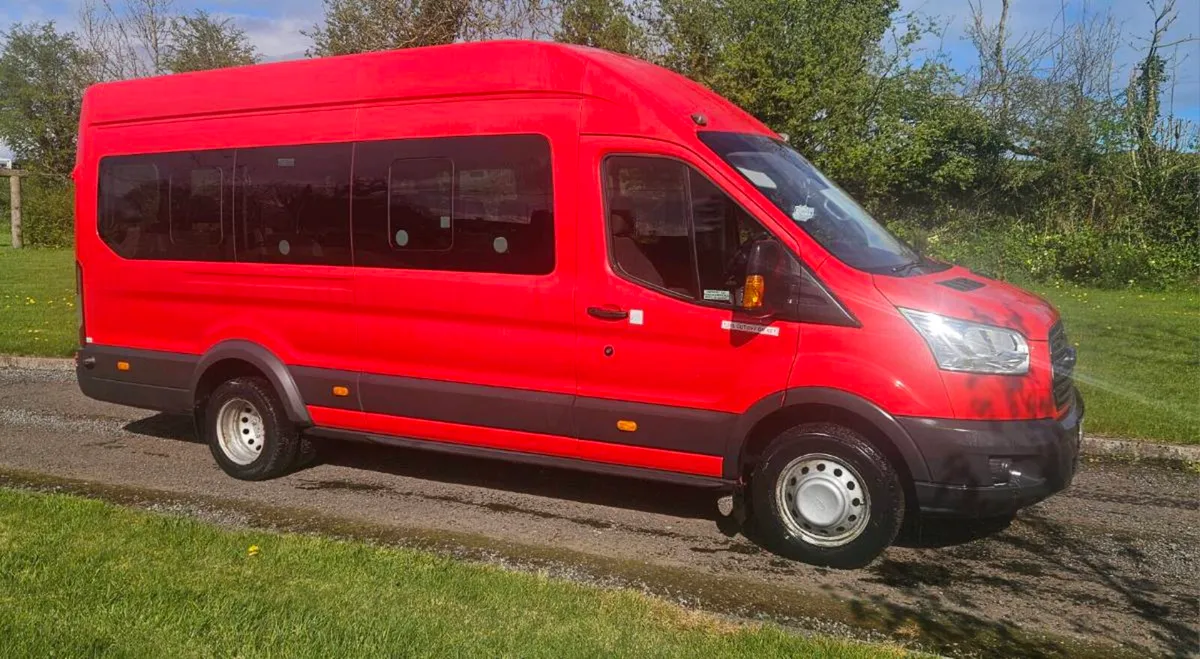 Ford transit Mini bus - Image 1