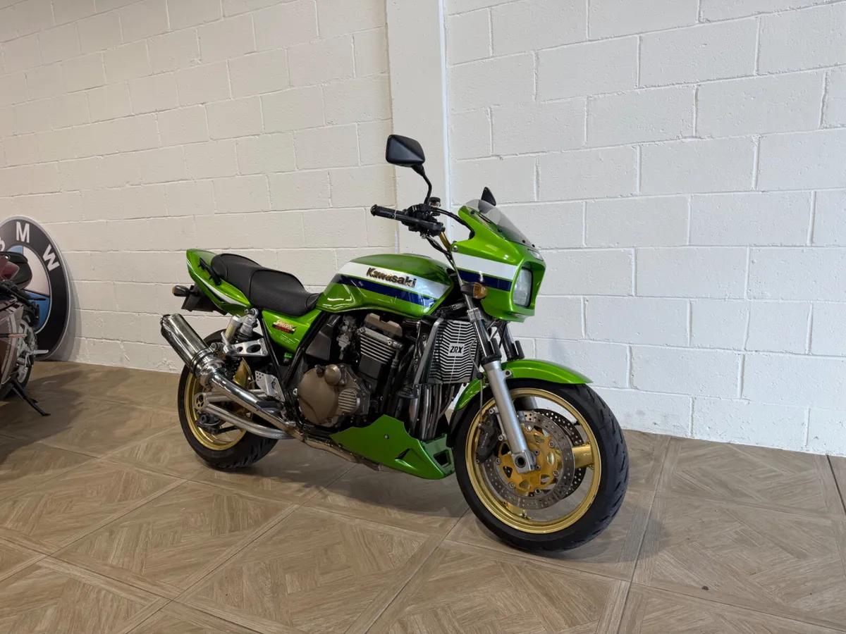Kawasaki ZRX1200R 2005 - Image 1