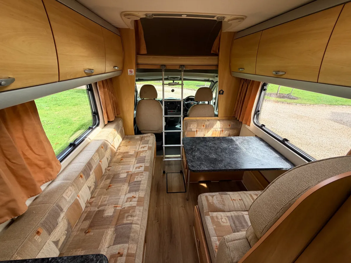 2009 MILANO ACE R.H.D MANUAL 5 BERTH 4 BELT - Image 2