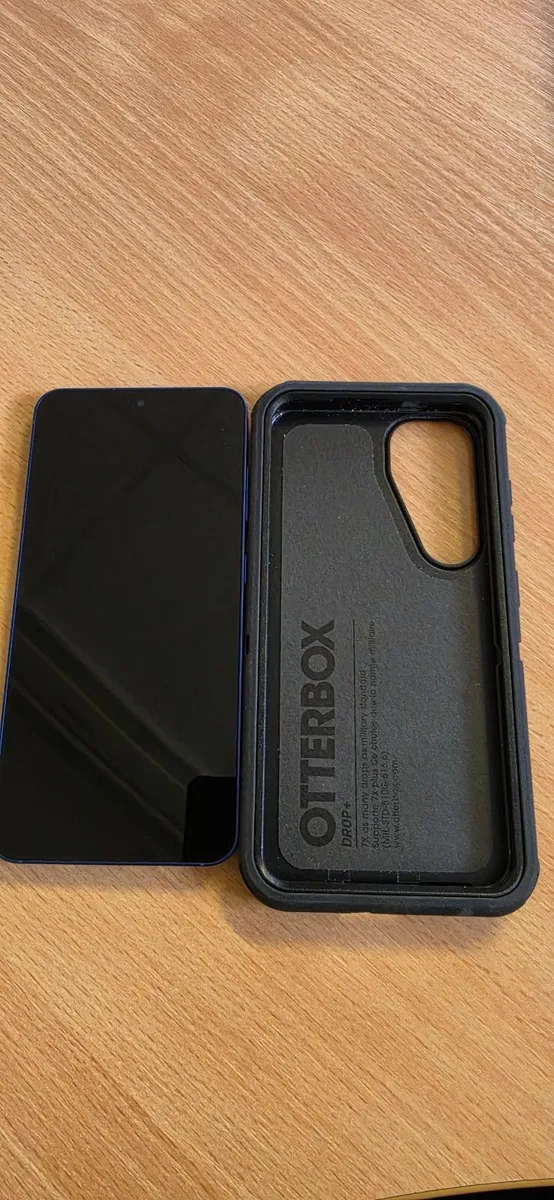 Samsung Galaxy S25 256GB & Otterbox Defender Case - Image 2