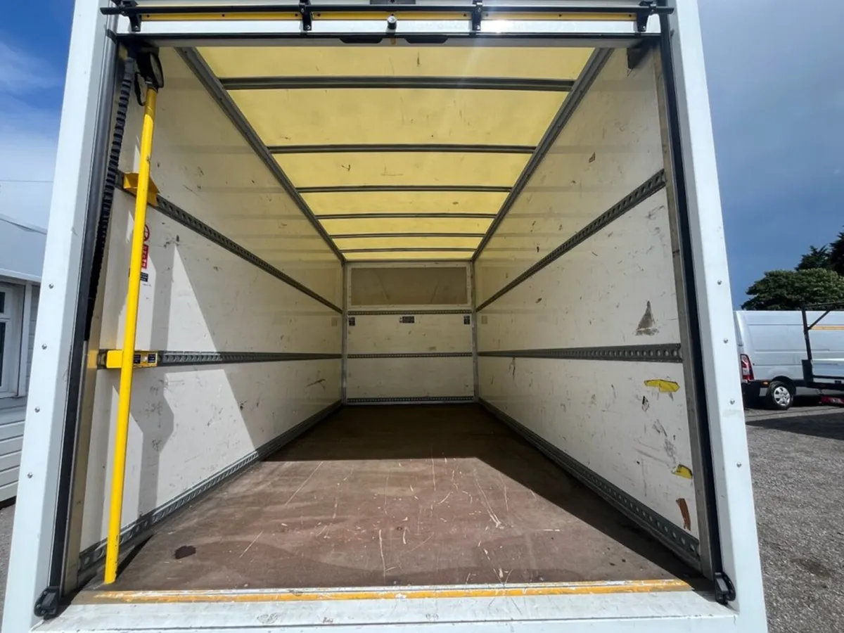 2025 Ford Transit Luton Box Van - Image 3