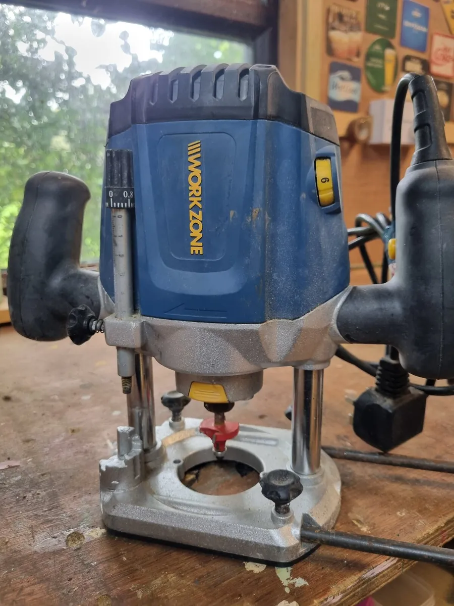 Wood router - Image 1