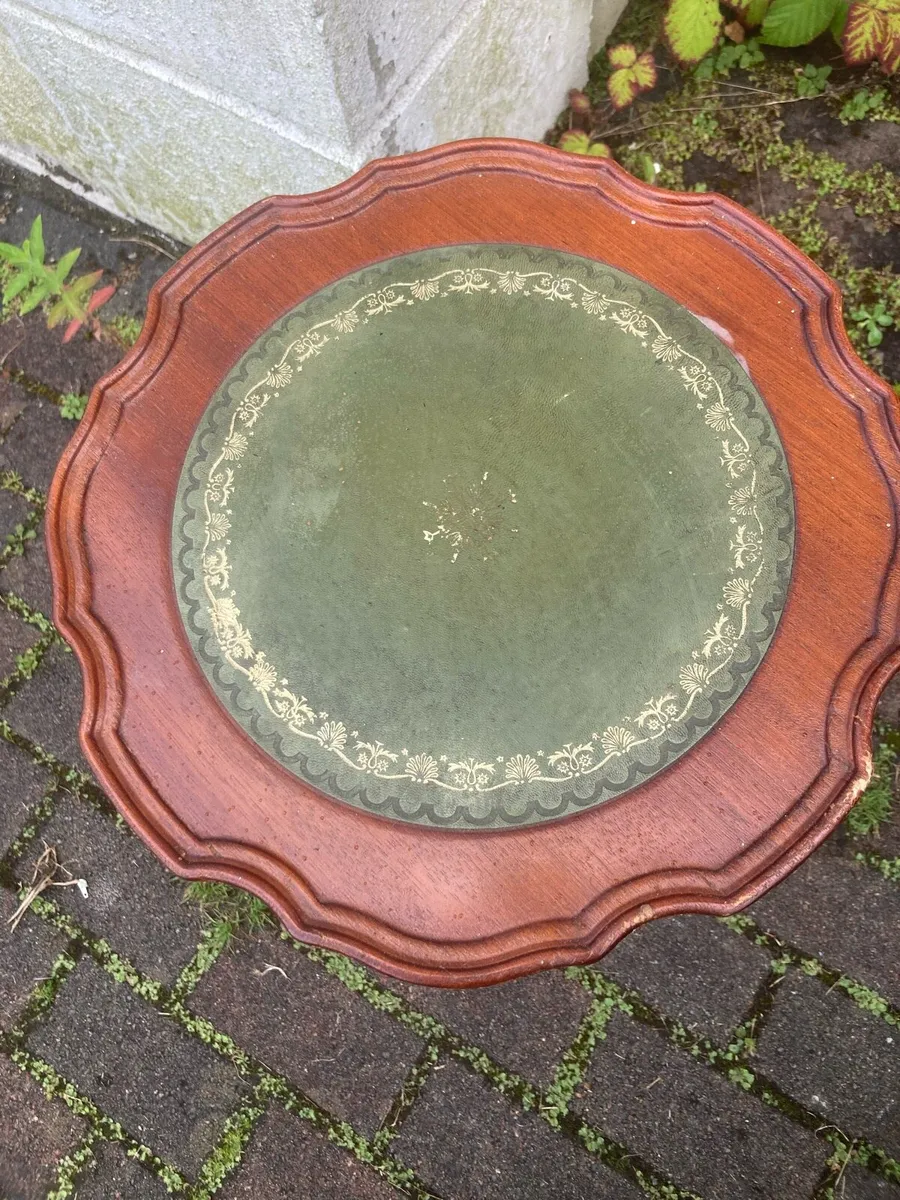 Leather top side table - Image 3