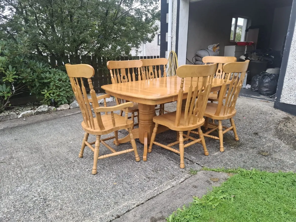 HEAVY DUTY SOLID WOOD DINING ROOM SET - Image 1