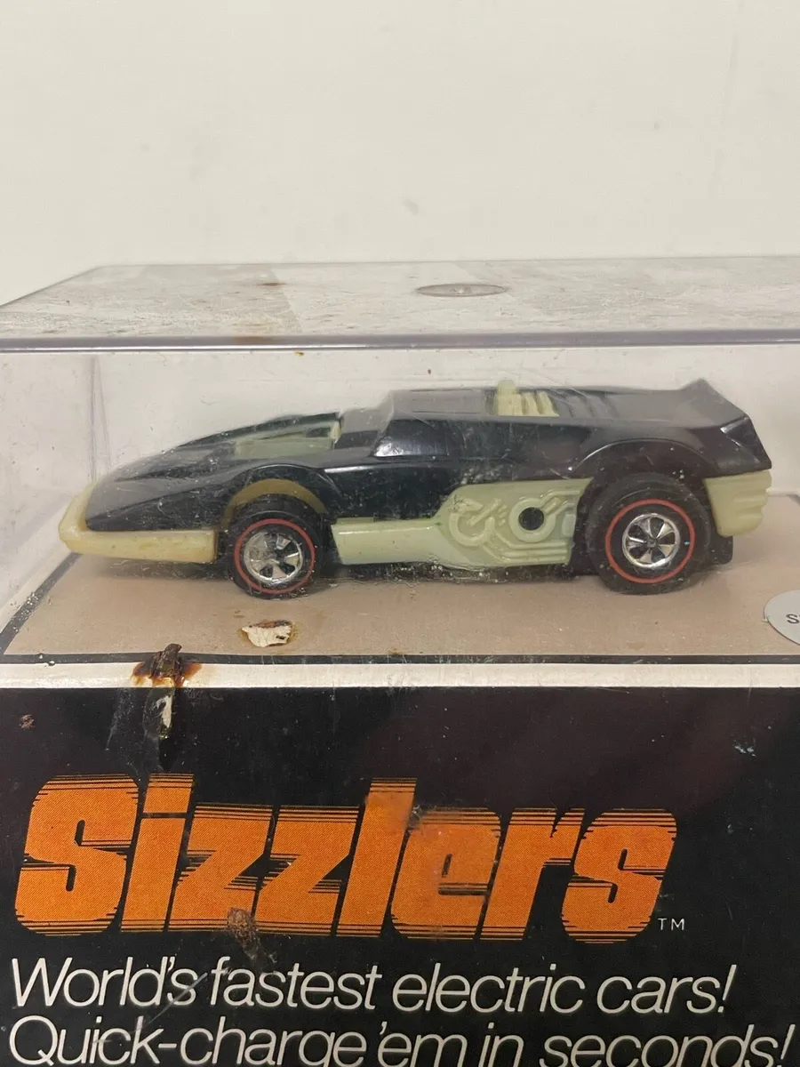 Sizzlers Hot Wheels Toy Car - Image 4