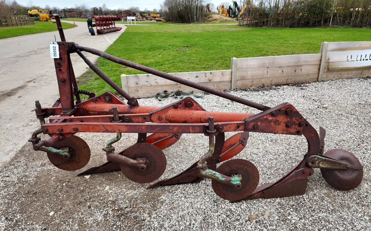 KV 3 X 12" PLOUGH - Image 2