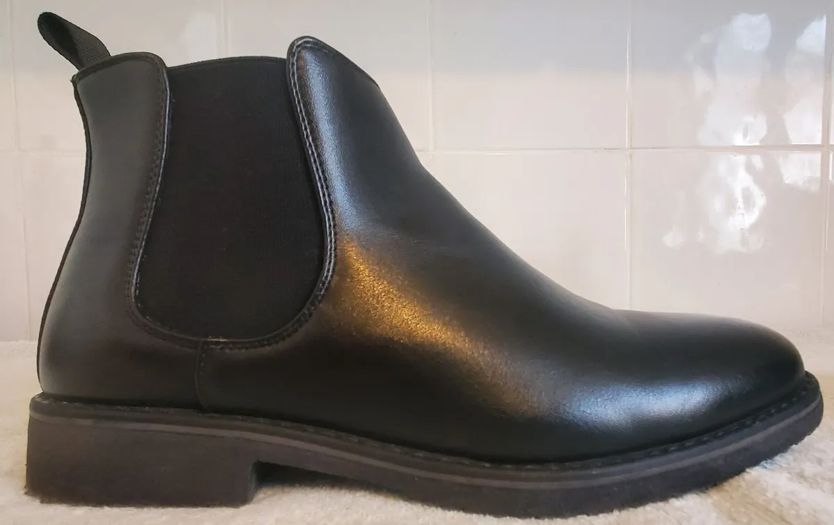 As New Chelsea Boots Size 7 - Image 2