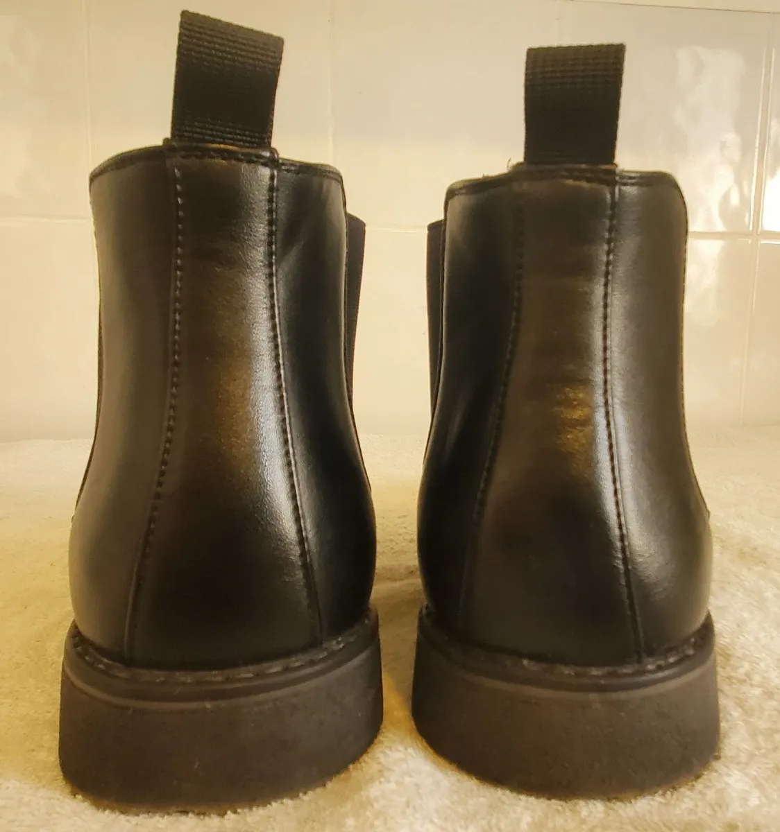 As New Chelsea Boots Size 7 - Image 4