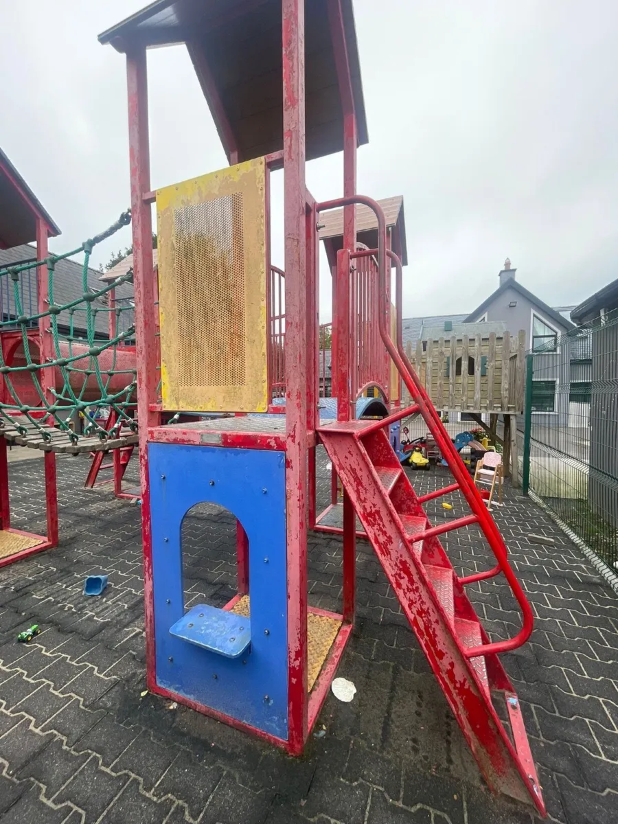 Commercial children’s climbing frame - Image 2