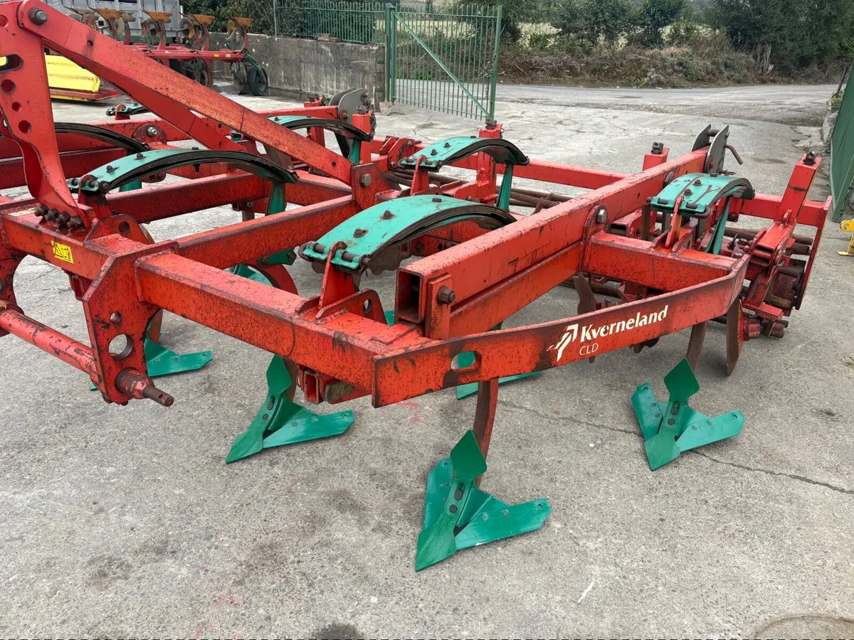 Kverneland CLD Stubble Cultivator - Image 3