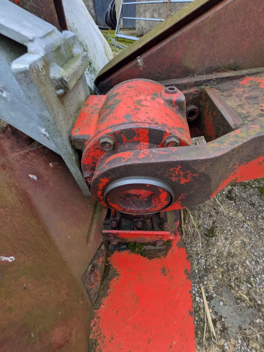 Kuhn disc mower - Image 3