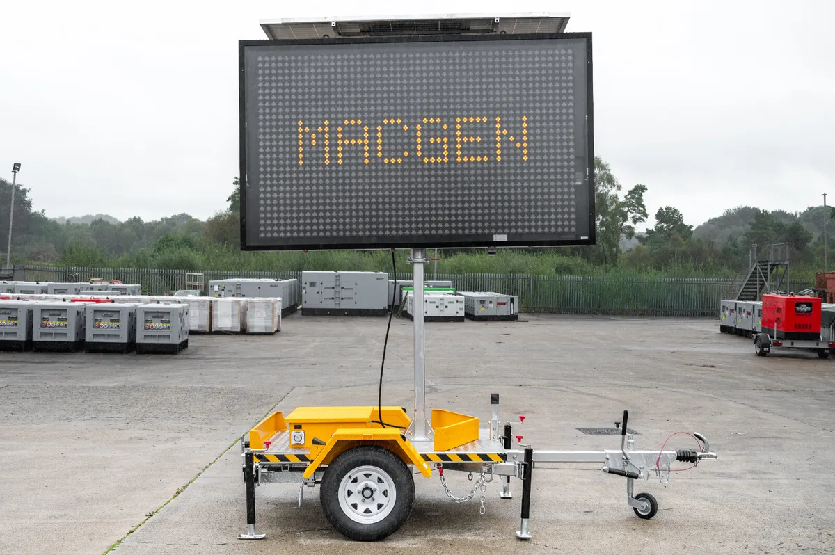 MacGen OPTRAFFIC VMS-400 Variable Message Sign - Image 2
