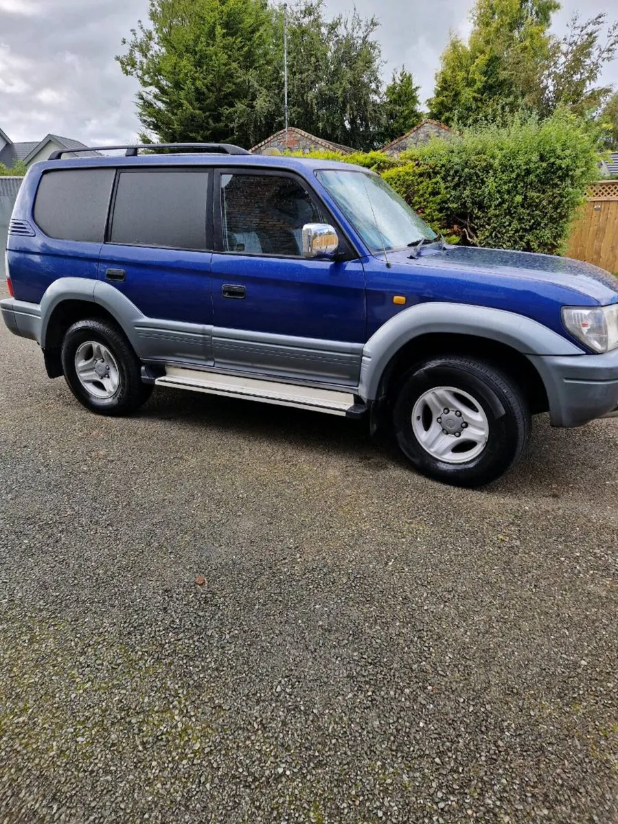Toyota landcruiser commercial - Image 1