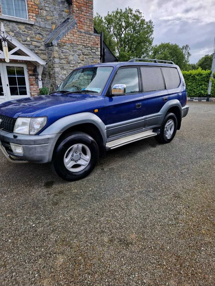 Toyota landcruiser commercial - Image 3