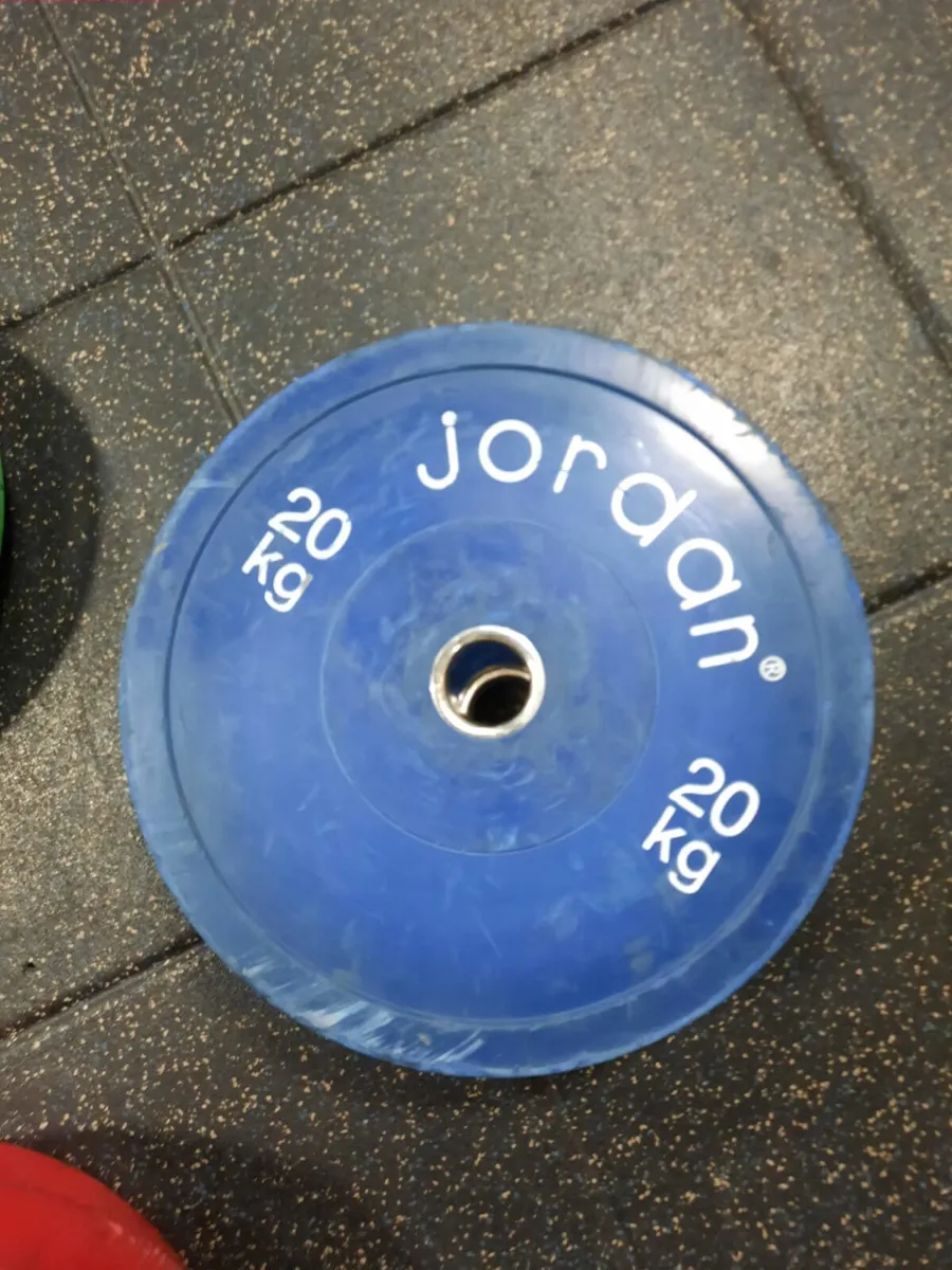 Bumper Plates 150kg Set - Image 3