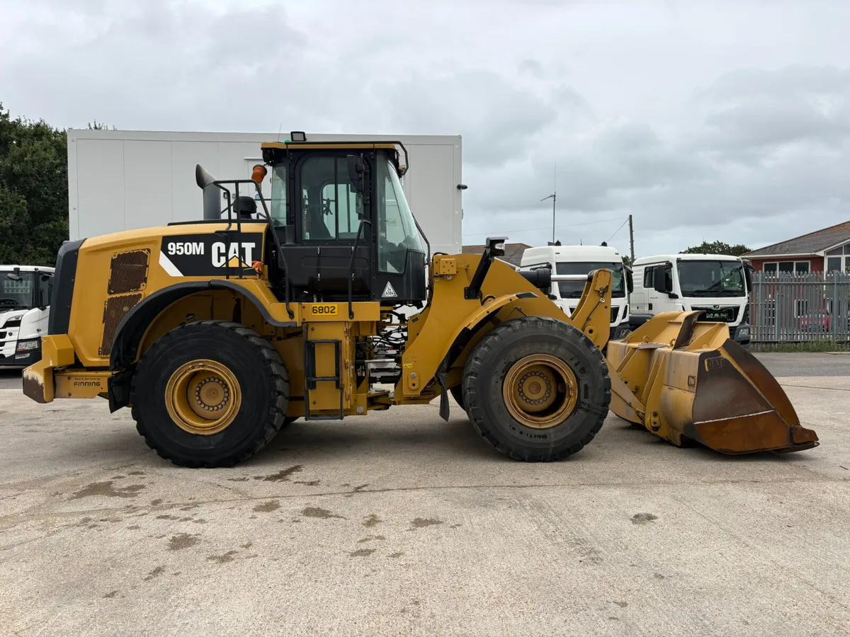 CATERPILLAR 950M LOADER - Image 1