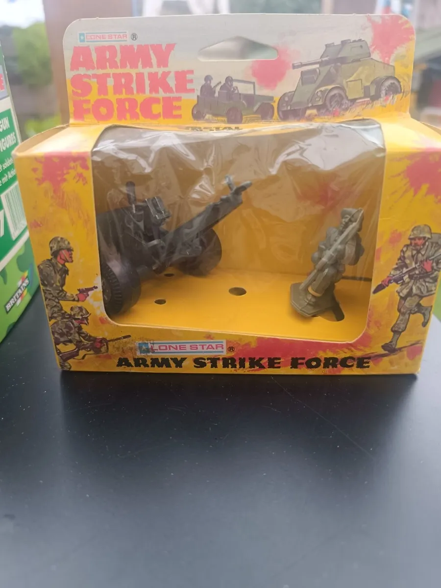 Vintage army force - Image 1